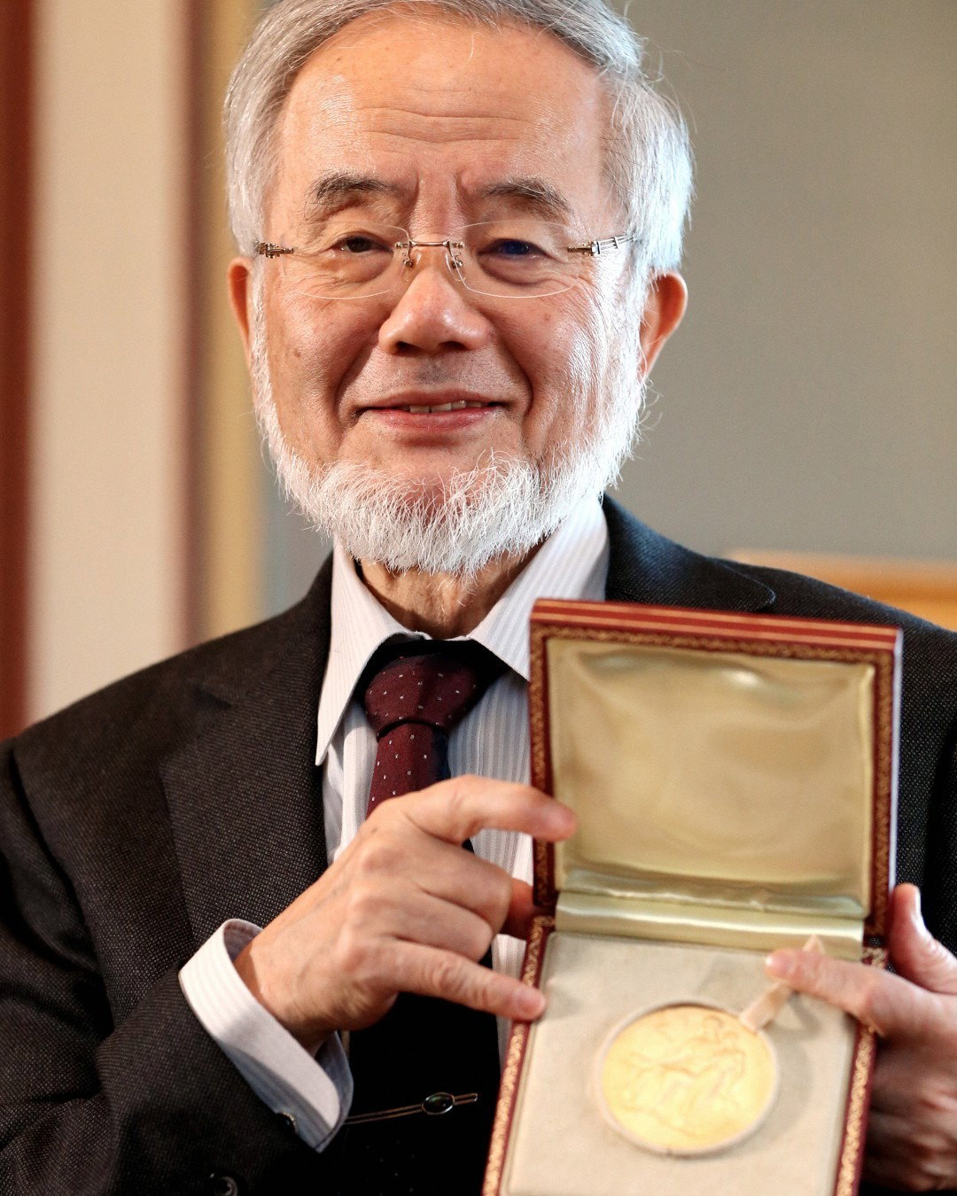 Dr. Yoshinori Ohsumi